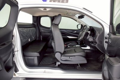 Nissan Navara NP300 Kingcab Calibre 2.5V ปี 2020