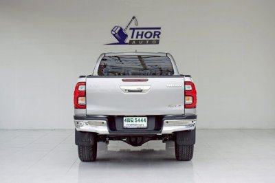 TOYOTA HILUX REVO 2.4 MID Prerunner Smartcab ปี 2022