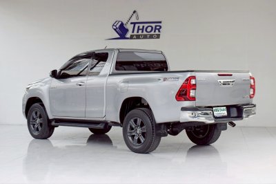 TOYOTA HILUX REVO 2.4 MID Prerunner Smartcab ปี 2022