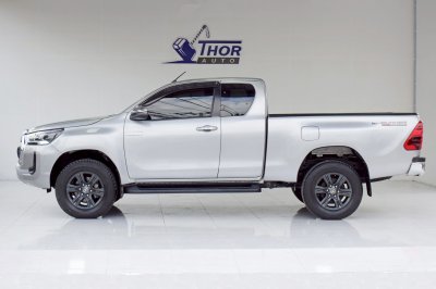TOYOTA HILUX REVO 2.4 MID Prerunner Smartcab ปี 2022