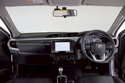 TOYOTA HILUX REVO 2.4 MID Prerunner Smartcab ปี 2022