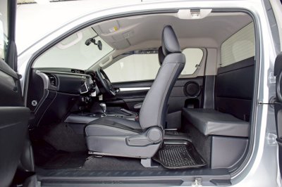 TOYOTA HILUX REVO 2.4 MID Prerunner Smartcab ปี 2022