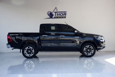 TOYOTA HILUX REVO Double Cab 2.4 High Prerunner MT ปี 2020