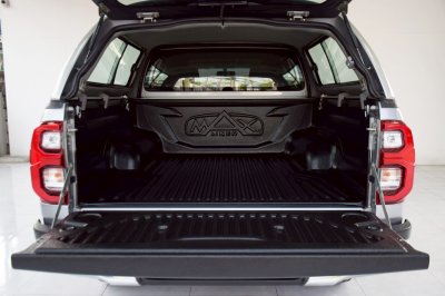 TOYOTA HILUX REVO 2.4 Entry Prerunner Double Cab AT ปี 2020