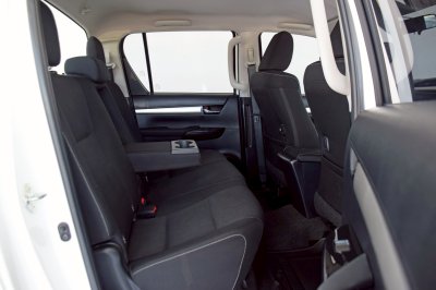 TOYOTA HILUX REVO 2.4E Prerunner Doublecab ปี 2019 จด 20(copy)(copy)(copy)(copy)