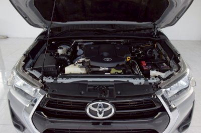 TOYOTA HILUX REVO 2.4 MID Doublecab Z-Edition ปี 2021