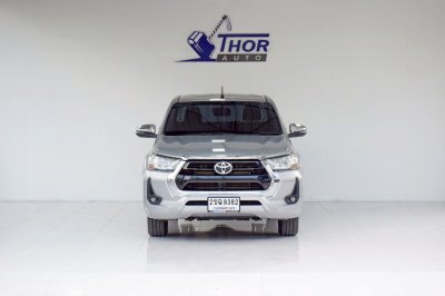 TOYOTA HILUX REVO 2.4 MID Doublecab Z-Edition ปี 2021