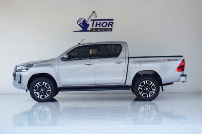 TOYOTA HILUX REVO Double Cab 2.4 MID Prerunner AT ปี 2021