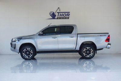 TOYOTA HILUX REVO Double Cab 2.4 MID Prerunner AT ปี 2021
