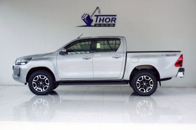 TOYOTA HILUX REVO Double Cab 2.4 High Prerunner AT ปี 2022