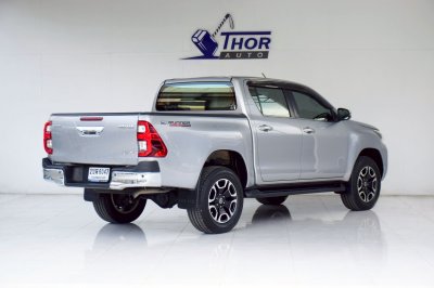 TOYOTA HILUX REVO Double Cab 2.4 High Prerunner AT ปี 2022