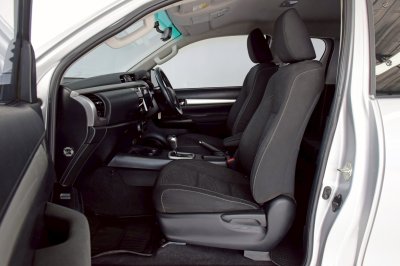 TOYOTA HILUX REVO 2.4MID Prerunner Doublecab ปี 2021(copy)(copy)