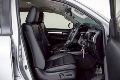 TOYOTA HILUX REVO 2.4MID Prerunner Doublecab ปี 2022