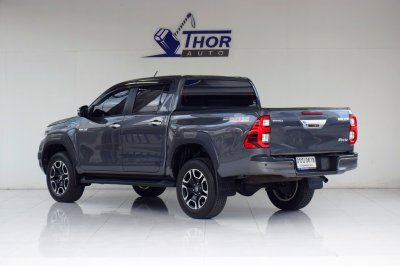 TOYOTA HILUX REVO Double Cab 2.4 MID Prerunner MT ปี 2022
