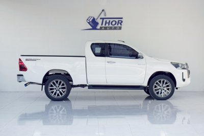 TOYOTA HILUX REVO 2.4 MID Prerunner Smartcab ปี 2021
