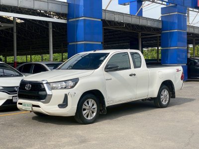 TOYOTA HILUX REVO 2.4 Entry Smartcab Z-Edition MT ปี 2022