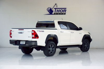 TOYOTA HILUX REVO Double Cab 2.4 Entry Prerunner AT ปี 2023