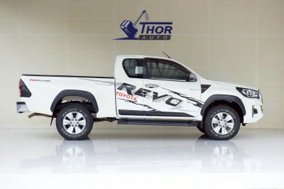 TOYOTA REVO 2.4G Smartcab Prerunner ปี 2017