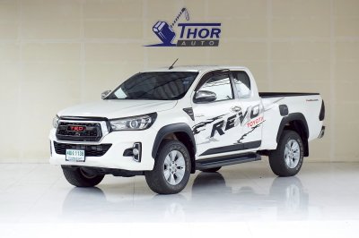 TOYOTA REVO 2.4G Smartcab Prerunner ปี 2017