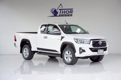 TOYOTA REVO 2.4G Smartcab Prerunner ปี 2017