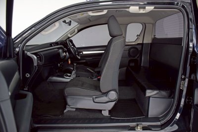 TOYOTA HILUX REVO Smart Cab 2.4 Entry Prerunner MT ปี 2022