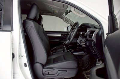 TOYOTA HILUX REVO 2.4 MID Prerunner Doublecab ปี 2021