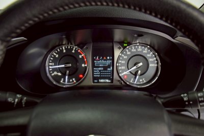 TOYOTA HILUX REVO 2.4 MID Prerunner Doublecab ปี 2021