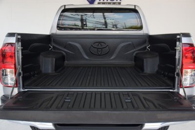 TOYOTA HILUX REVO Double Cab 2.4E Prerunner AT ปี 2018