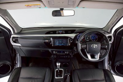 TOYOTA HILUX REVO 2.8G 4WD Prerunner Doublecab ปี 2019
