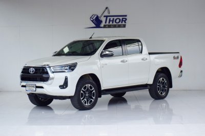 TOYOTA HILUX REVO Double Cab 2.8 High 4WD AT ปี 2021