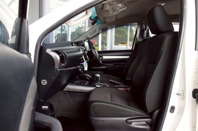 TOYOTA HILUX REVO 2.4E PLUS Prerunner Doublecab ปี 2018
