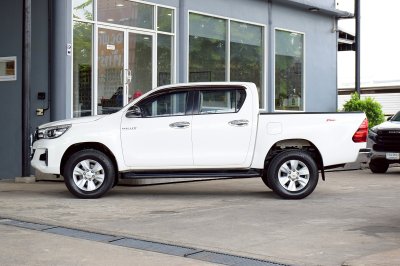 TOYOTA HILUX REVO 2.4E PLUS Prerunner Doublecab ปี 2018