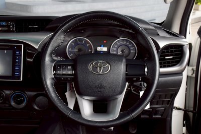TOYOTA HILUX REVO 2.4E PLUS Prerunner Doublecab ปี 2018
