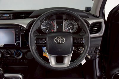TOYOTA HILUX REVO 2.4 MID Prerunner Doublecab ปี 2022