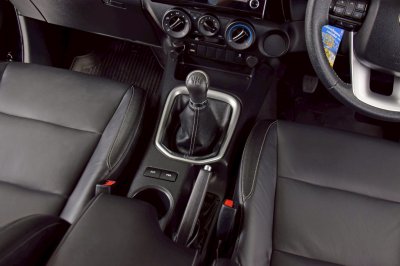 TOYOTA HILUX REVO 2.4 MID Prerunner Doublecab ปี 2022