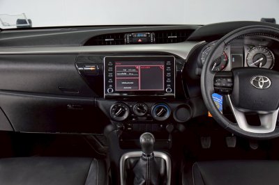 TOYOTA HILUX REVO 2.4 MID Prerunner Doublecab ปี 2022