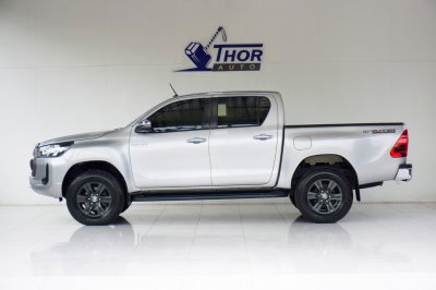 TOYOTA HILUX REVO Double Cab 2.4 Entry Prerunner AT ปี 2021