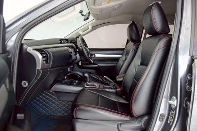 TOYOTA HILUX REVO 2.4 Entry Prerunner Doublecab ปี 2023