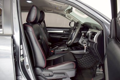 TOYOTA HILUX REVO 2.4 Entry Prerunner Doublecab ปี 2023