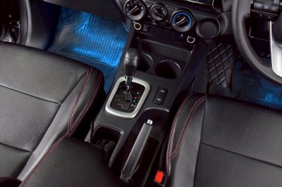 TOYOTA HILUX REVO 2.4 Entry Prerunner Doublecab ปี 2023