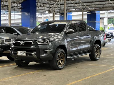 TOYOTA HILUX REVO Double Cab 2.4 MID Prerunner AT ปี 2022