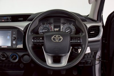 TOYOTA HILUX REVO 2.4 Entry Prerunner Smartcab ปี 2022