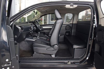 TOYOTA HILUX REVO 2.4 MID Prerunner Smartcab ปี 2022