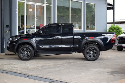 TOYOTA HILUX REVO 2.4 MID Prerunner Smartcab ปี 2022