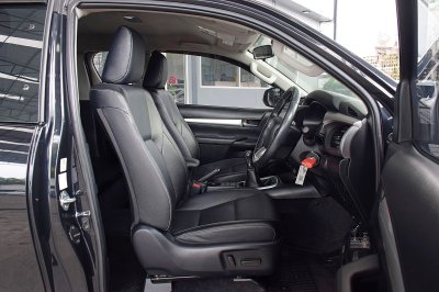 TOYOTA HILUX REVO 2.4 MID Prerunner Smartcab ปี 2022