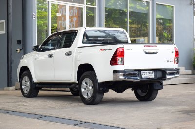 TOYOTA HILUX REVO 2.4E PLUS Prerunner Doublecab ปี 2018
