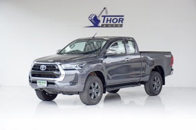 TOYOTA HILUX REVO 2.4 Entry Prerunner Smartcab ปี 2022