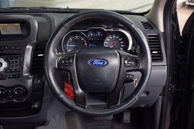 Ford Ranger 2.2 Hi-Rider Wildtrak 2WD D-Cab ปี 2015จด16
