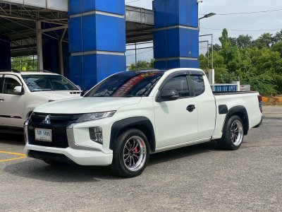 Mitsubishi Triton Megacab 2.5 GLX Limited Edition ปี 2020