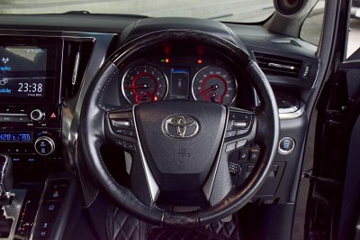 TOYOTA VELLFIRE 2.5ZG ปี 2019